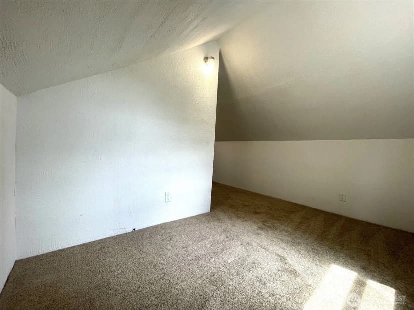Property photo for 3114 13th Street, Bremerton photo 25