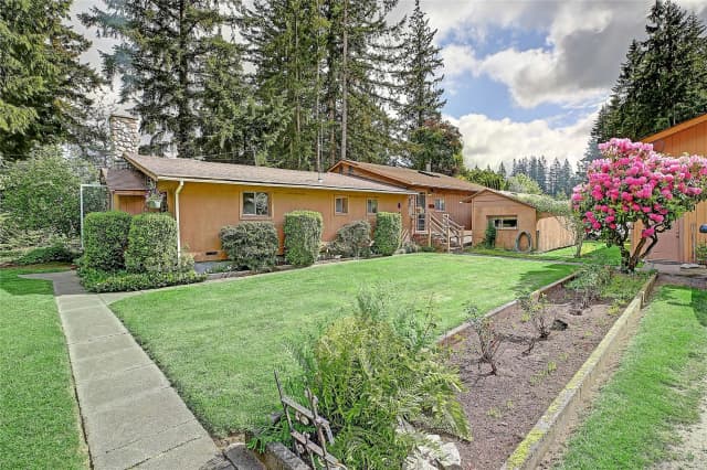 Property photo for 9529 35th Street Ne, Marysville photo 2