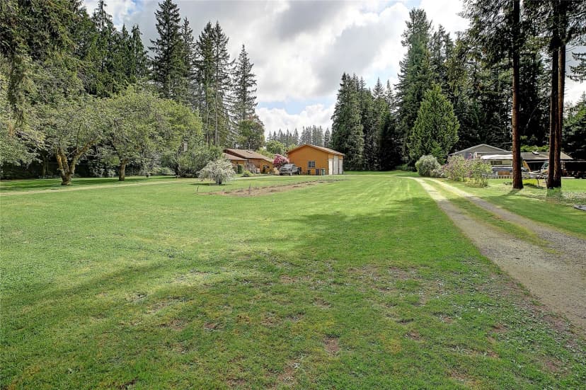 Property photo for 9529 35th Street Ne, Marysville photo 37
