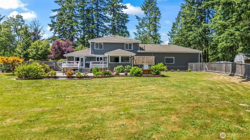 Property photo for 4799 Pembrook Place Se, Port Orchard photo 24