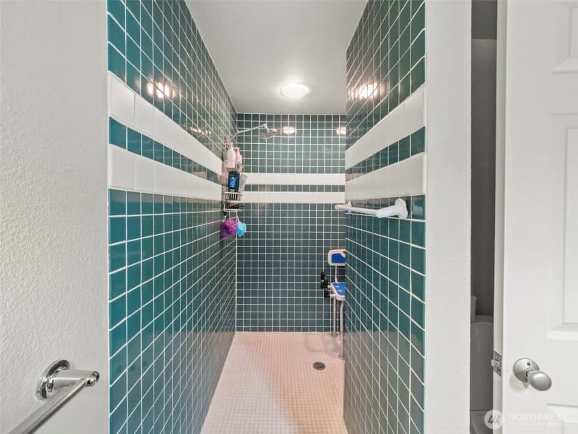 Property photo for 4799 Pembrook Place Se, Port Orchard photo 18