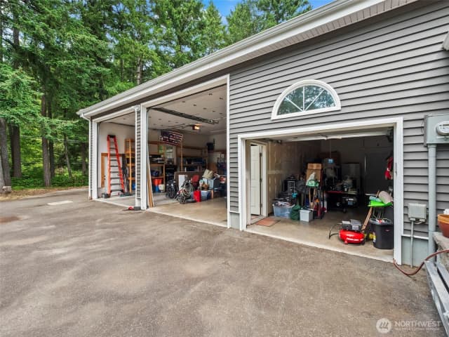 Property photo for 4799 Pembrook Place Se, Port Orchard photo 3