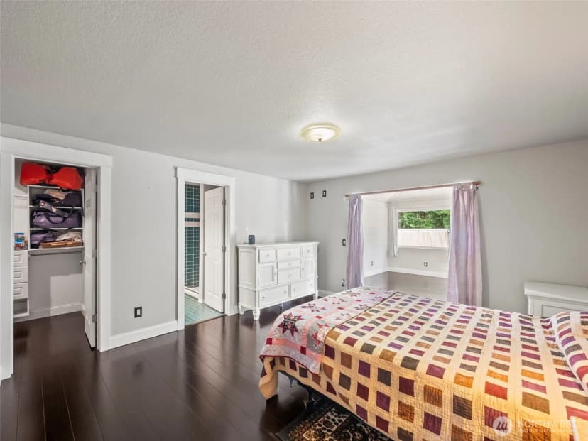 Property photo for 4799 Pembrook Place Se, Port Orchard photo 13