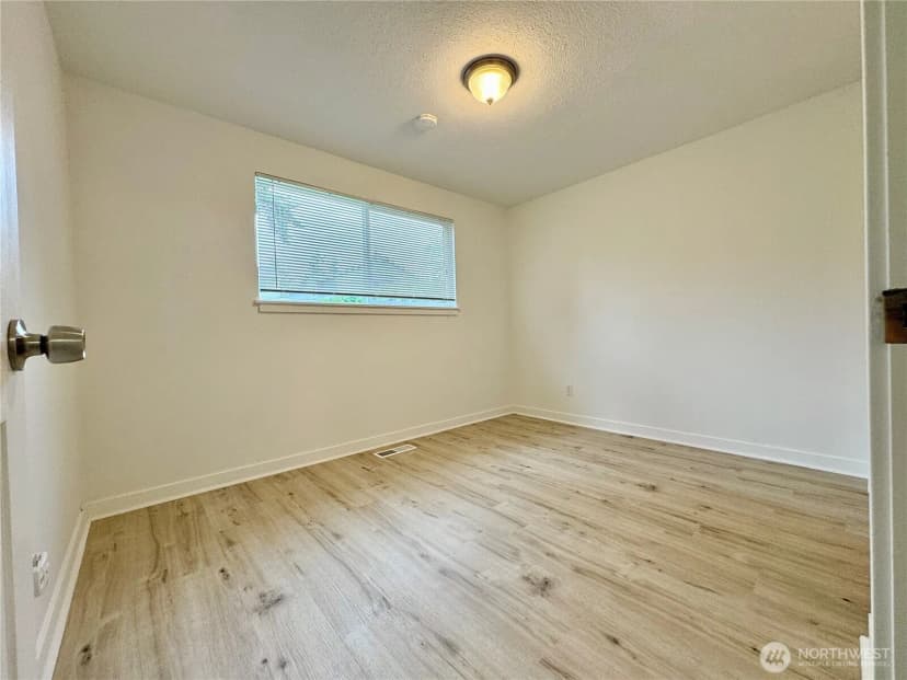 Property photo for 8312 121st Street Sw, Lakewood photo 24