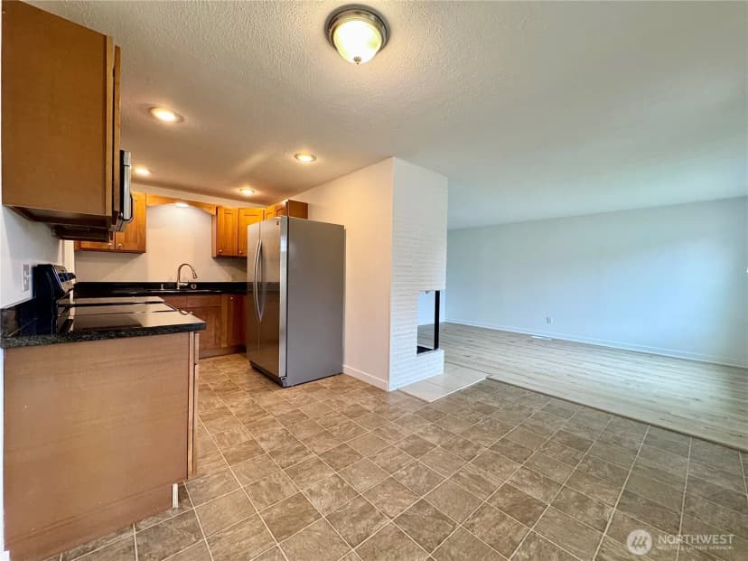 Property photo for 8312 121st Street Sw, Lakewood photo 7