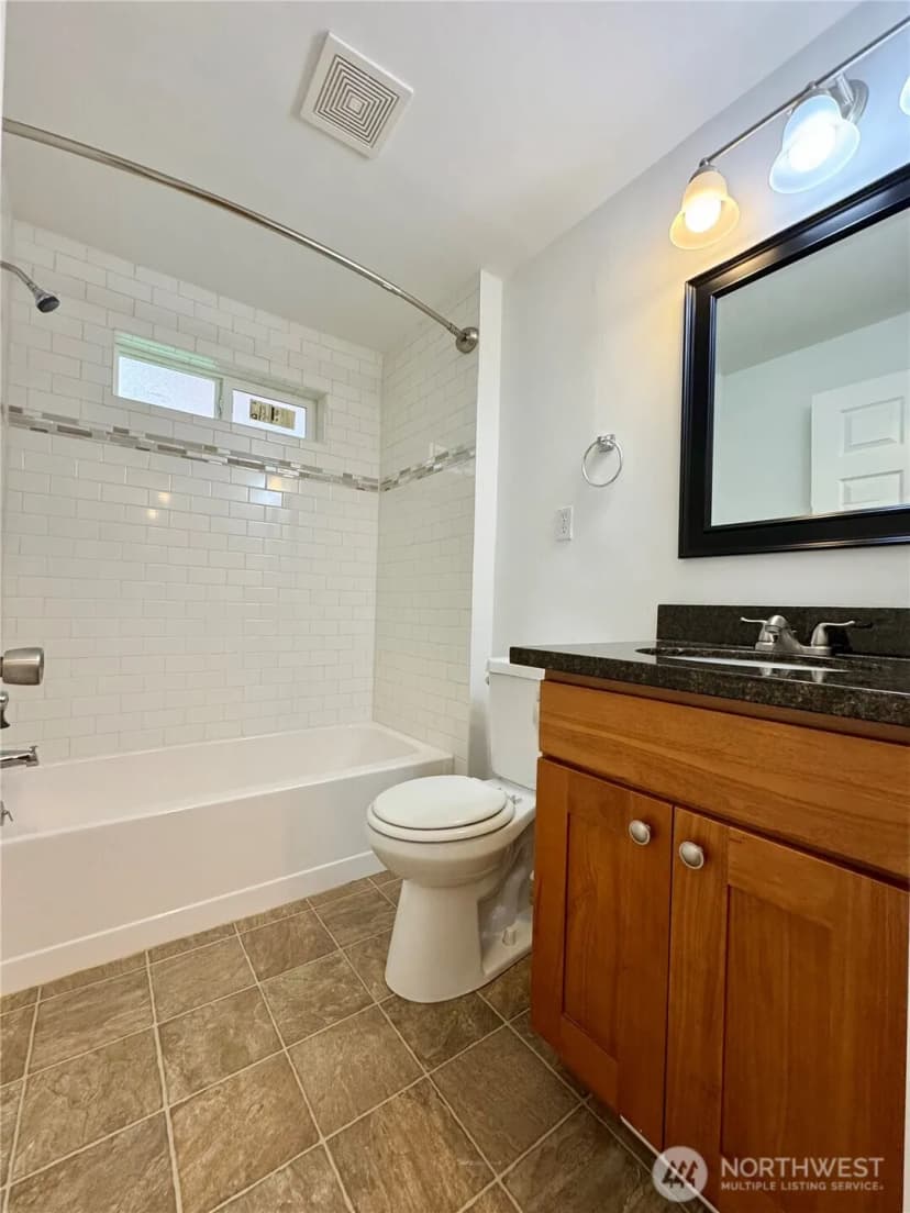 Property photo for 8312 121st Street Sw, Lakewood photo 12