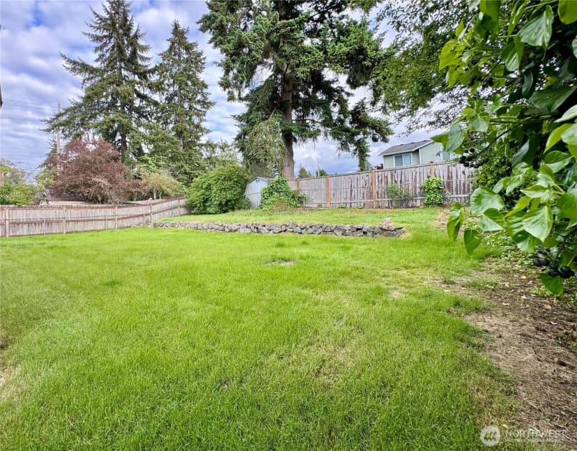 Property photo for 8312 121st Street Sw, Lakewood photo 28