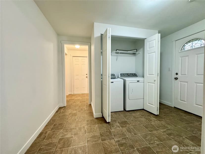Property photo for 8312 121st Street Sw, Lakewood photo 14