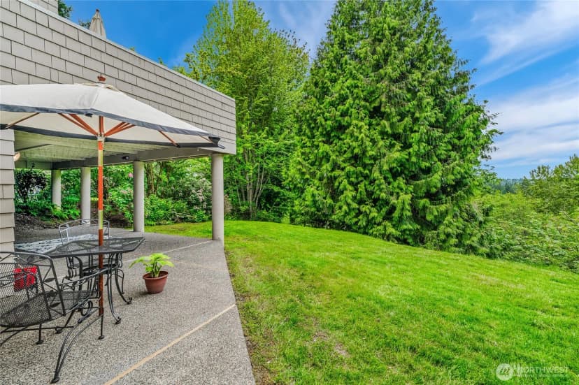 Property photo for 11120 Ne 106th Place, Kirkland photo 37