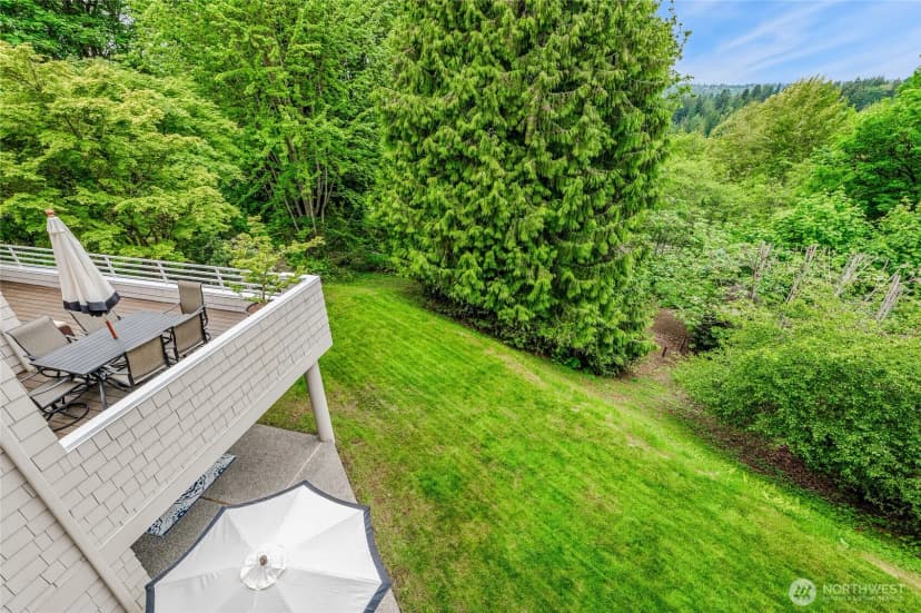 Property photo for 11120 Ne 106th Place, Kirkland photo 35