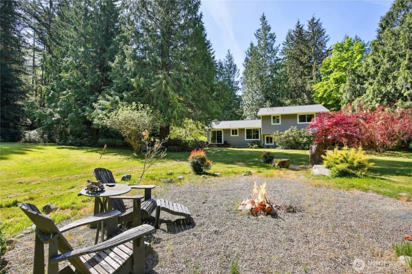 Property photo for 4000 Ne Kedros Drive, Poulsbo