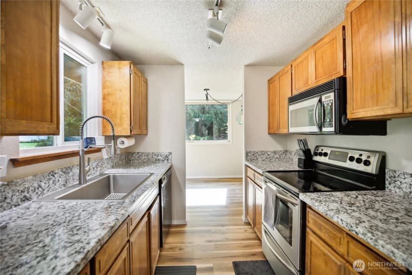 Property photo for 4000 Ne Kedros Drive, Poulsbo photo 11