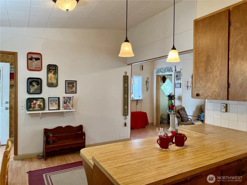 Property photo for 106 E 1st Avenue, Odessa photo 6