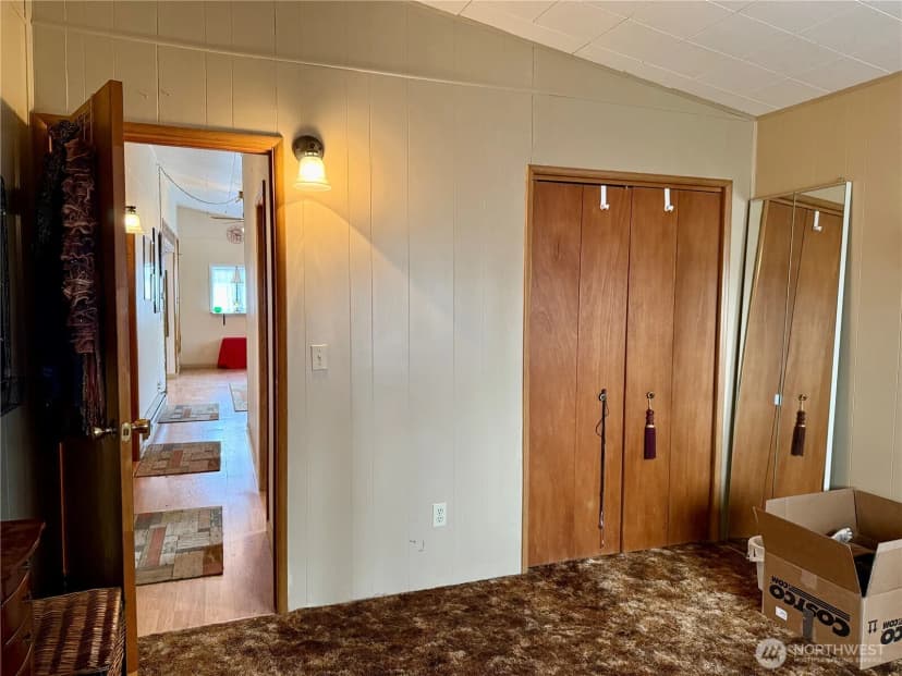 Property photo for 106 E 1st Avenue, Odessa photo 16