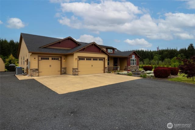 Property photo for 318 Pleasant Hill Road, Chehalis photo 4