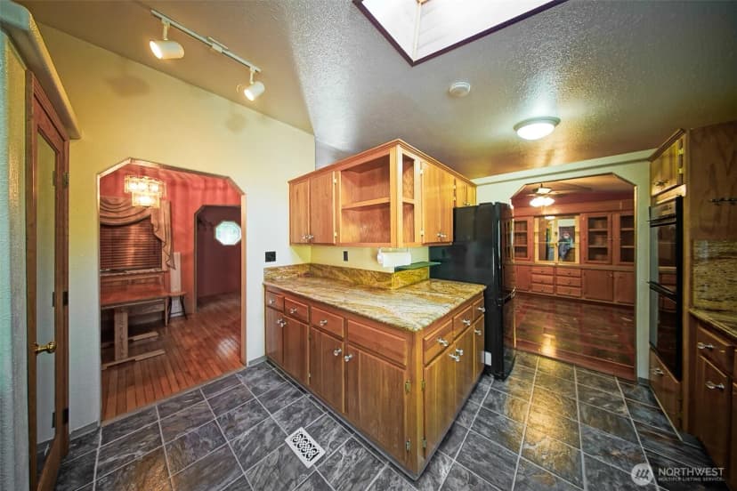 Property photo for 19308 8th Street E, Spanaway photo 20