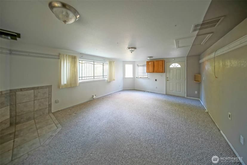 Property photo for 19308 8th Street E, Spanaway photo 25