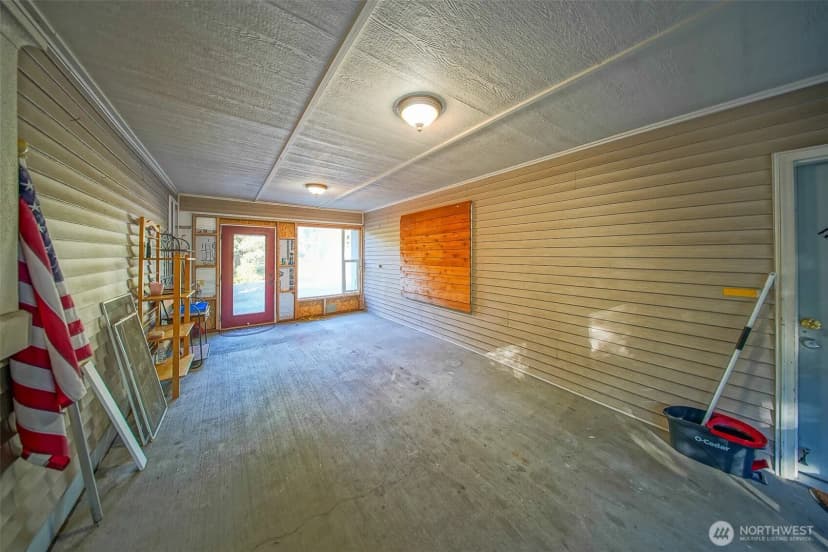 Property photo for 19308 8th Street E, Spanaway photo 11