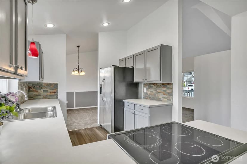 Property photo for 1108 200th Street Ct E, Spanaway photo 10