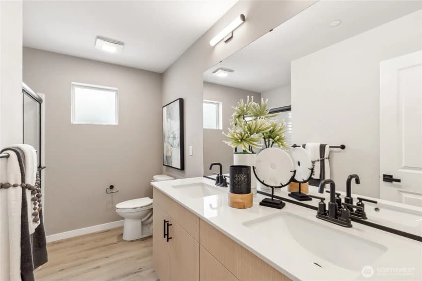 Property photo for 16723 Alderwood Mall Parkway #g2, Lynnwood photo 16