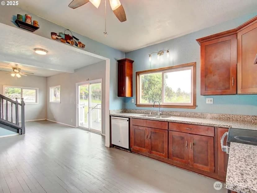 Property photo for 823 D Street, Vader photo 6