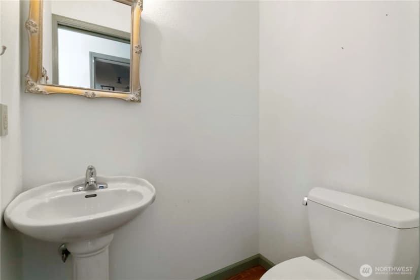 Property photo for 912 Nevada Drive, Longview photo 25