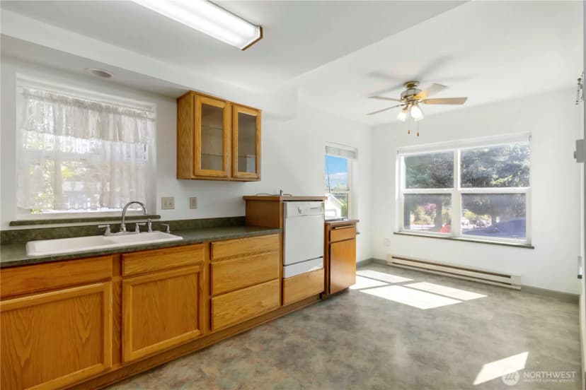 Property photo for 912 Nevada Drive, Longview photo 9