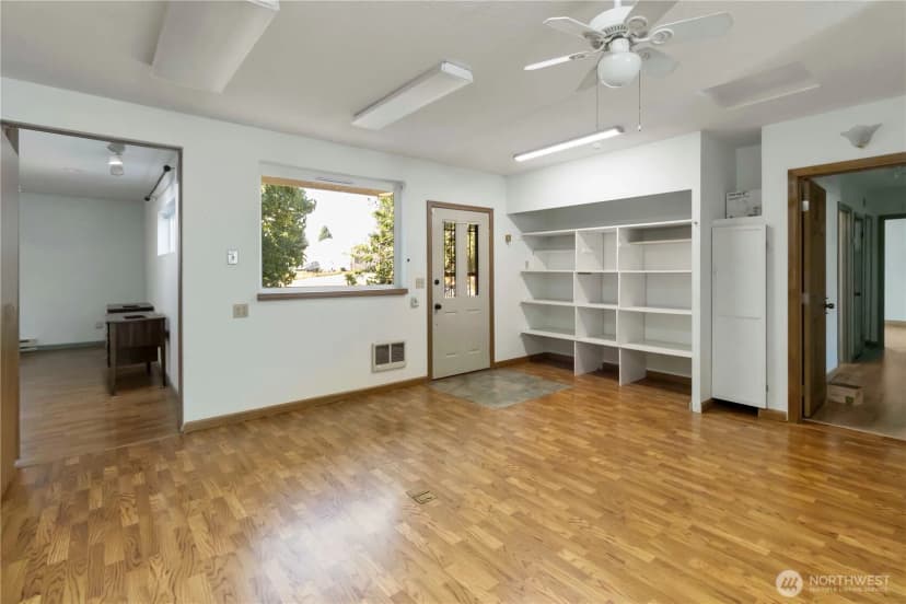 Property photo for 912 Nevada Drive, Longview photo 14