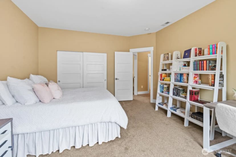 Property photo for 2311 S 135th Lane, Seattle photo 37