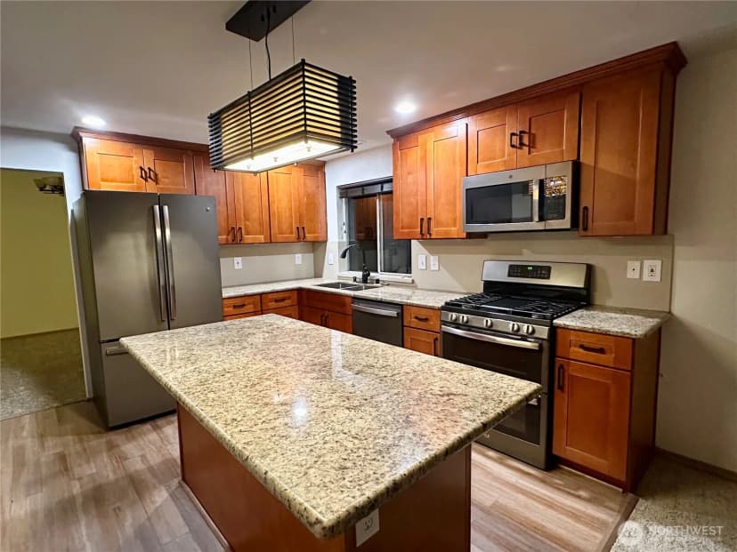 Property photo for 22204 98th Place S, Kent photo 12