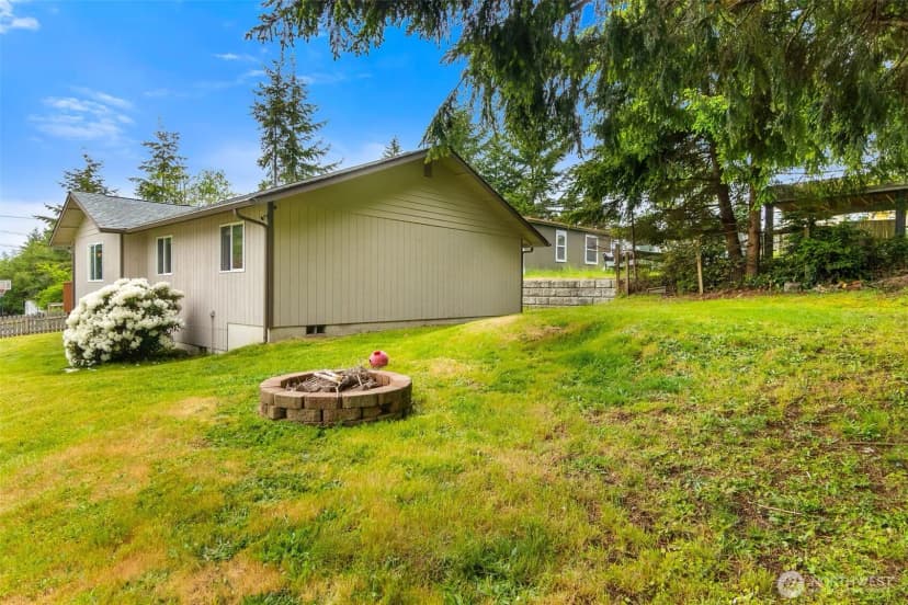 Property photo for 60 E Treewater Place, Shelton photo 22