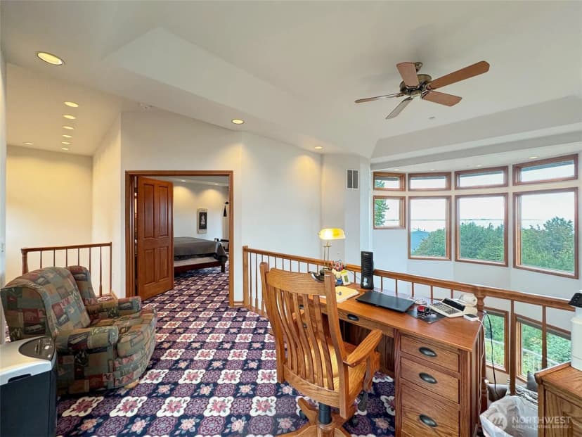 Property photo for 706 W 4th Street, Port Angeles photo 24