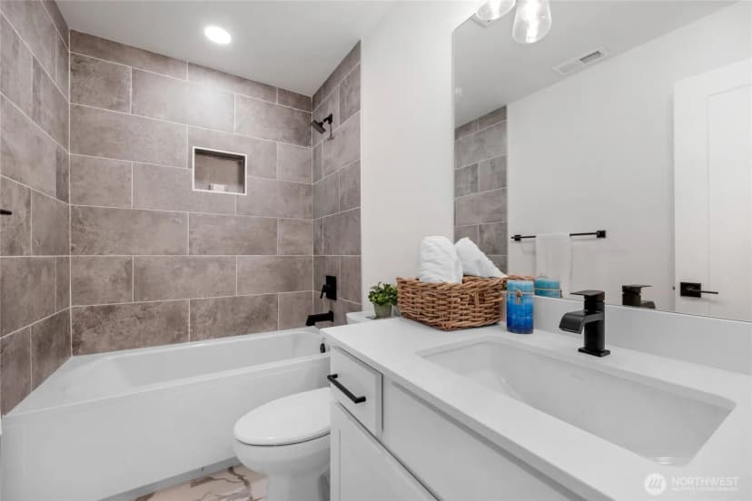 Property photo for 2613 Spruce Road #b, Lake Stevens photo 21