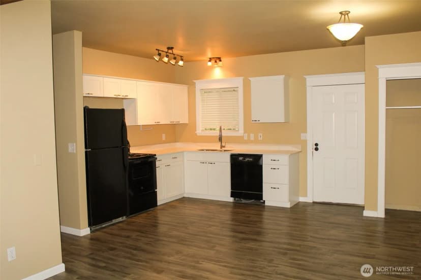 Property photo for 14207 177th Avenue Se, Renton photo 24