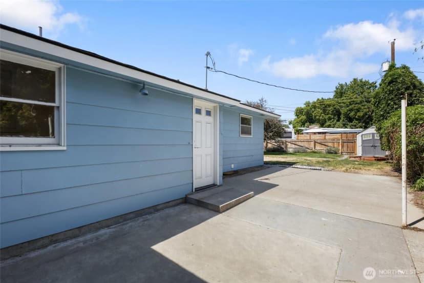 Property photo for 1214 Sw 3rd Avenue, Quincy photo 29
