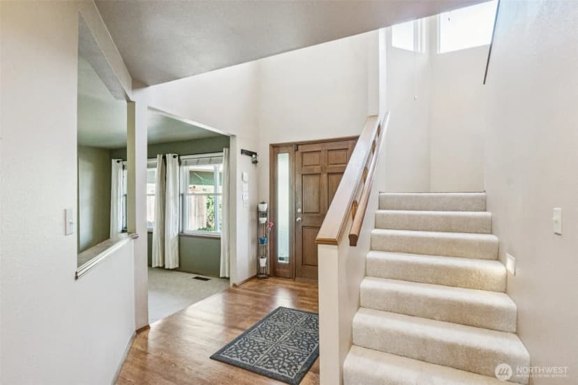 Property photo for 3008 S 365th Court, Federal Way photo 6