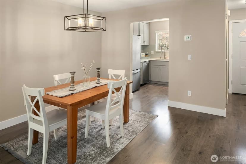 Property photo for 10030 120th Street #e3, Kirkland photo 8