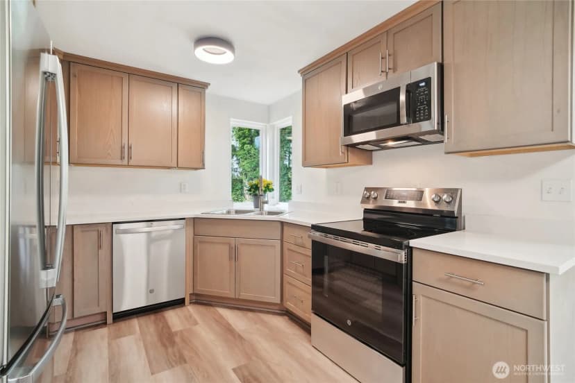 Property photo for 22744 Se 273rd Street, Maple Valley photo 6