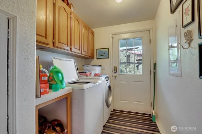 Property photo for 3209 214th Avenue E, Lake Tapps photo 13