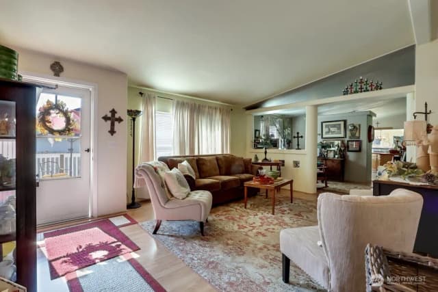 Property photo for 3209 214th Avenue E, Lake Tapps photo 5