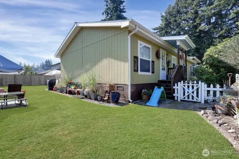Property photo for 3209 214th Avenue E, Lake Tapps photo 3