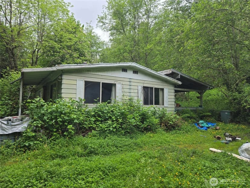 Property photo for 2438 Squires Road, Bellingham photo 16