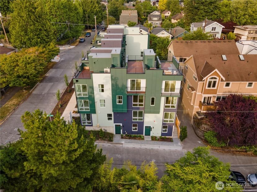 Property photo for 1521 N 39th Street, Seattle photo 26