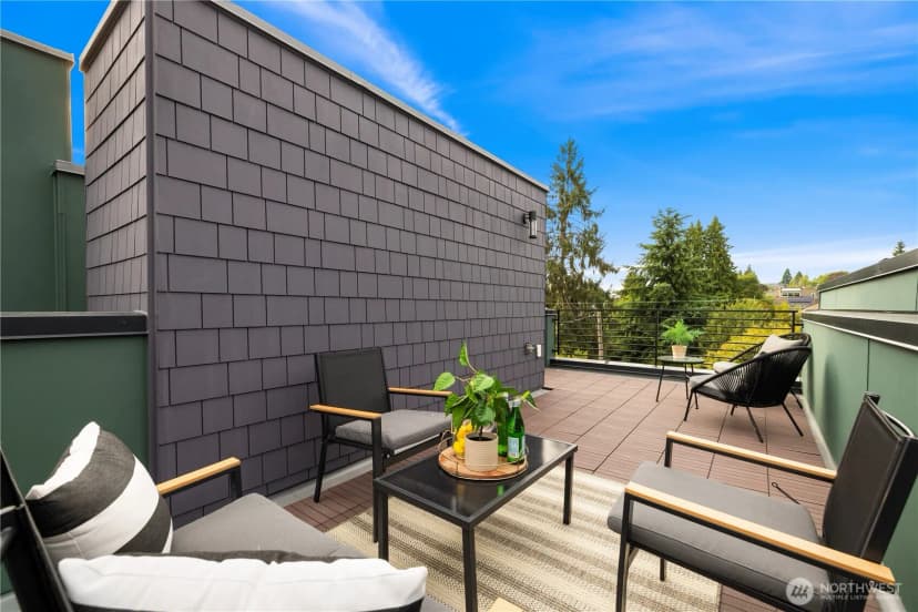 Property photo for 1521 N 39th Street, Seattle photo 25