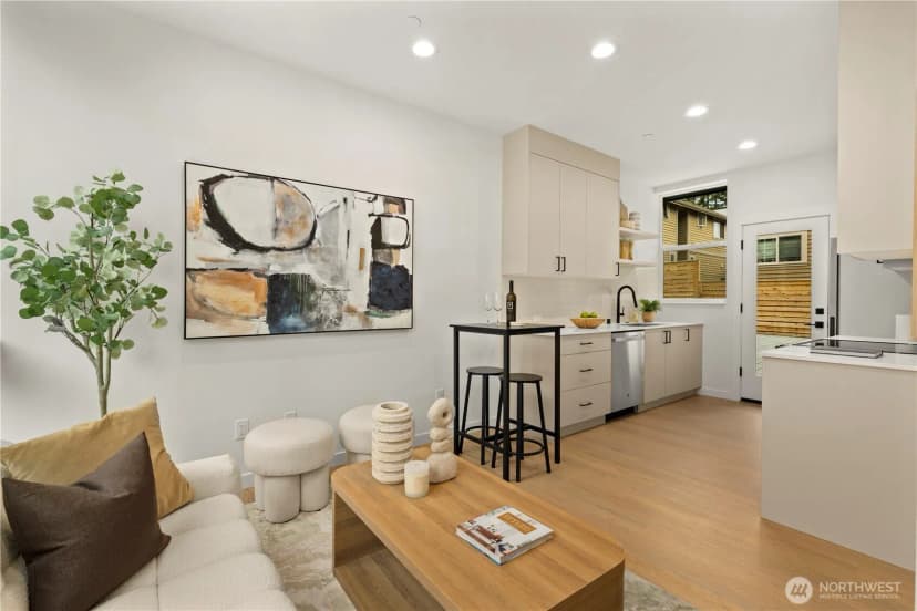 Property photo for 1521 N 39th Street, Seattle photo 5