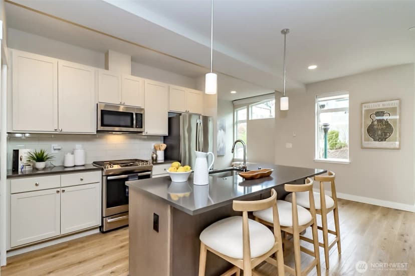 Property photo for 16001 1st Avenue Ne, Duvall photo 7