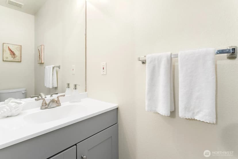 Property photo for 2431 S 354th Street, Federal Way photo 11