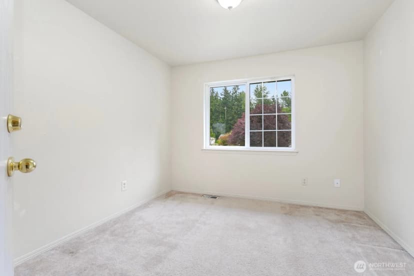 Property photo for 2431 S 354th Street, Federal Way photo 18