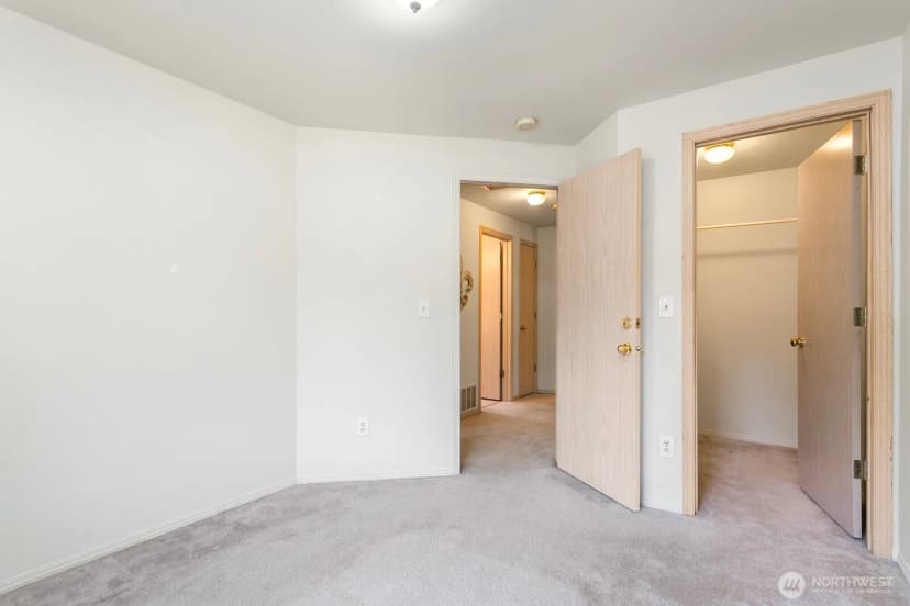 Property photo for 2431 S 354th Street, Federal Way photo 19