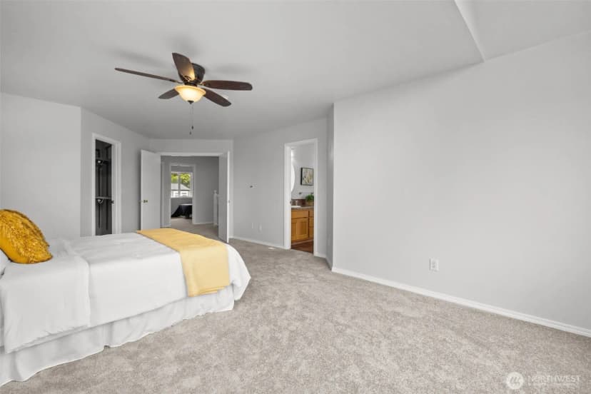 Property photo for 2423 Viewcrest Avenue, Everett photo 5